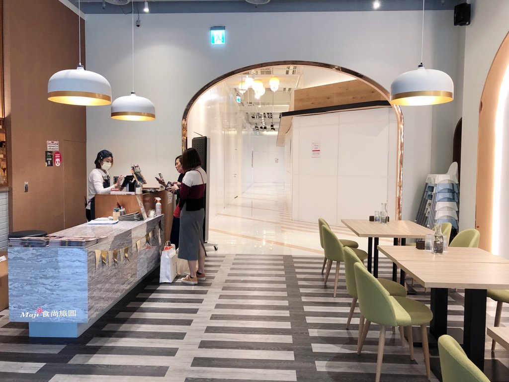 劉震川韓潮吧大直旗艦店 劉震川韓潮吧大直旗艦店