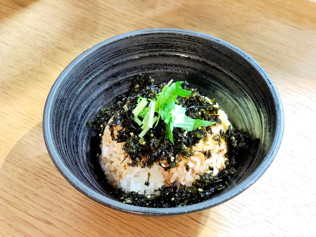 嶼人Café 隱藏在松山巷弄中的蔬食無麩質寵物友善咖啡廳 造訪必吃名不虛傳的貓飯及可遇不可求的限量甜點 - 第16張圖 嶼人Café