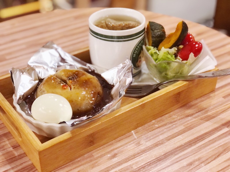 Museum Coffee 50年代博物館咖啡 台北信義區巷弄中的復古懷舊主題咖啡館 適合拍照打卡的特色餐廳 - 第27張圖 Museum Coffee 古早味碗粿套餐