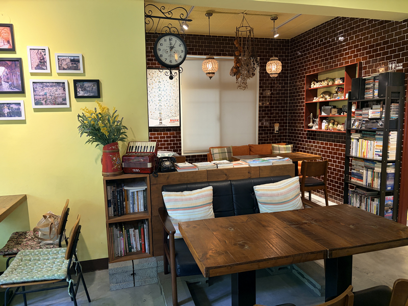 夏隆咖啡 Shalom Cafe 空間環境